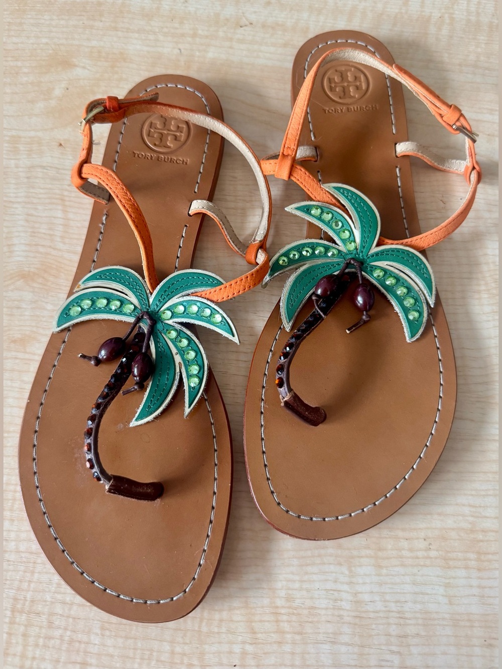 Tory Burch Castaway Palm Tree Embellished Flat Sandals Orange Green Size 8.5